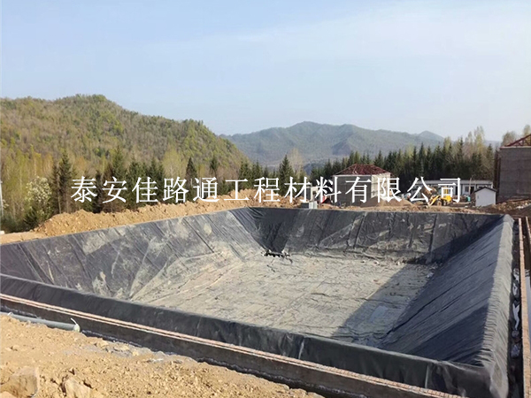 關注魚塘防滲膜施工須注意的事項問題