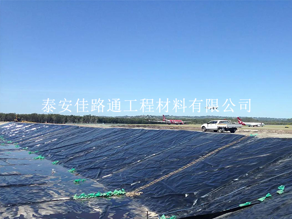 水產養殖防滲膜延伸率提升技巧