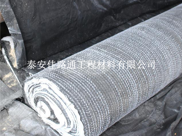膨潤土防水毯:環保工程的綠色先鋒 膨潤土防水毯:環保工程的綠色先鋒