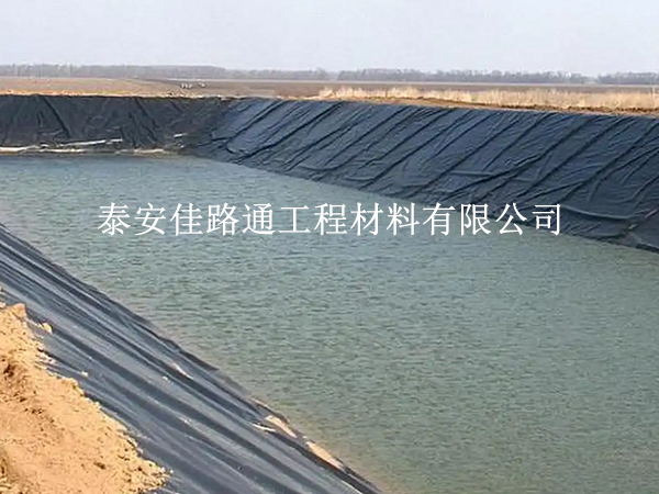影響水產養殖防滲膜施工效率的關鍵因素 影響水產養殖防滲膜施工效率的關鍵因素