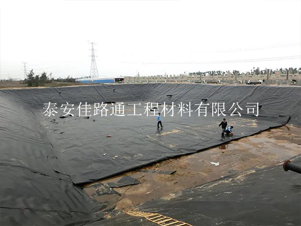 水產養殖防滲膜冬季維護技巧:守護水下的溫暖家園 水產養殖防滲膜冬季維護技巧:守護水下的溫暖家園